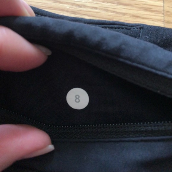 Lululemon Speed Shorts - Size 8 - *liner removed - Picture 5 of 9